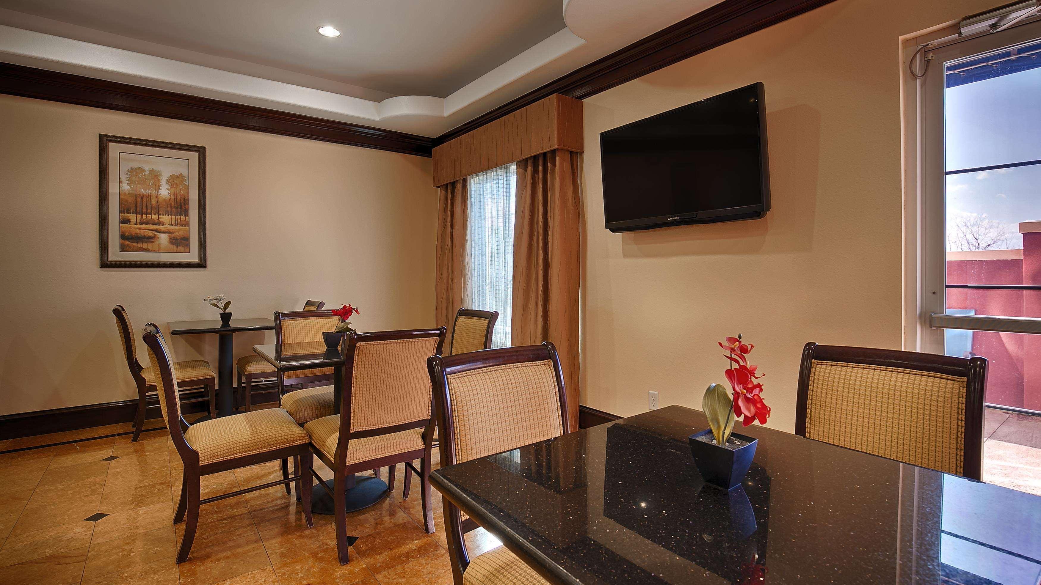Best Western Plus Manvel Luaran gambar